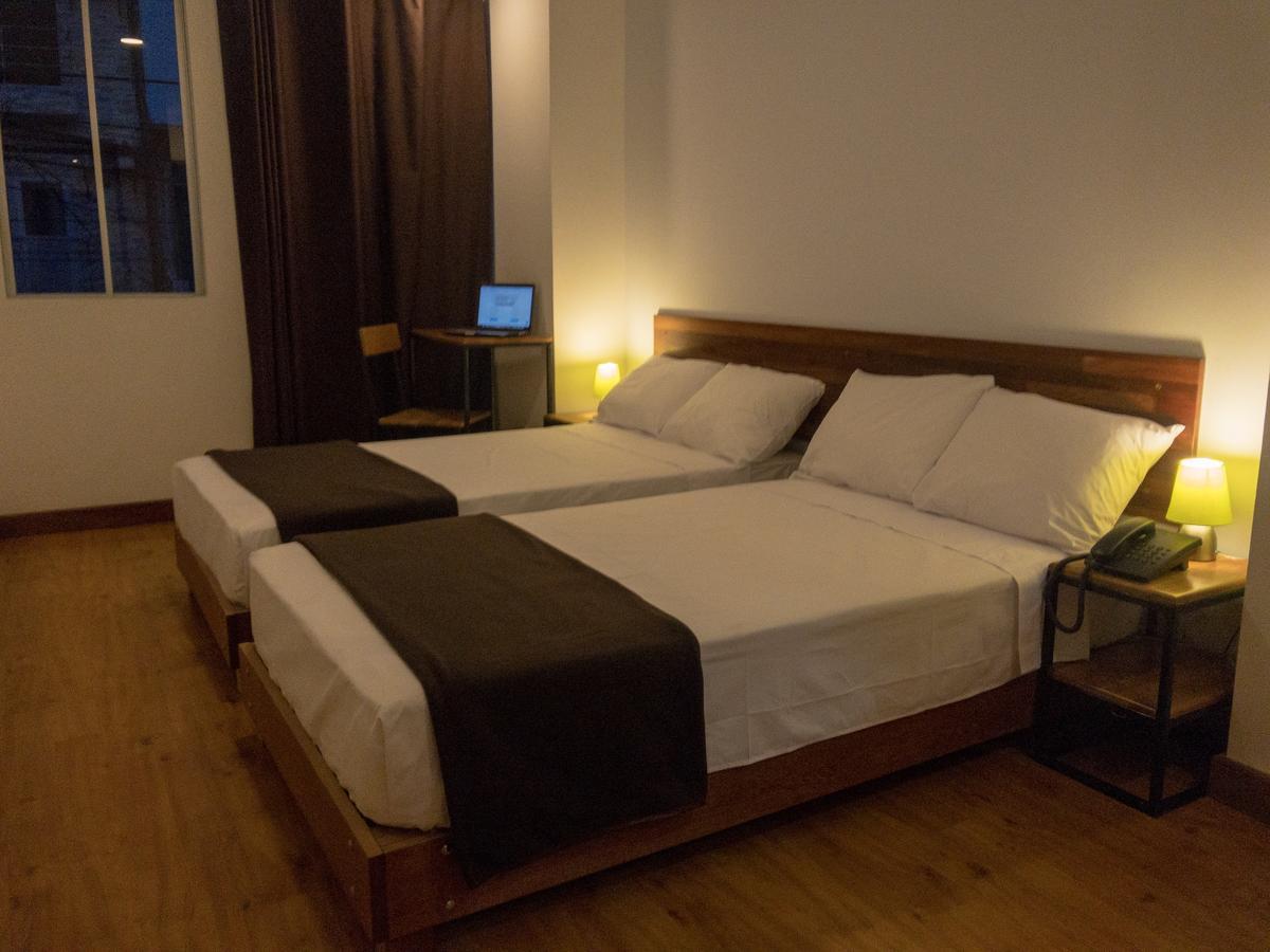 Central Bed & Breakfast Iquitos Bagian luar foto